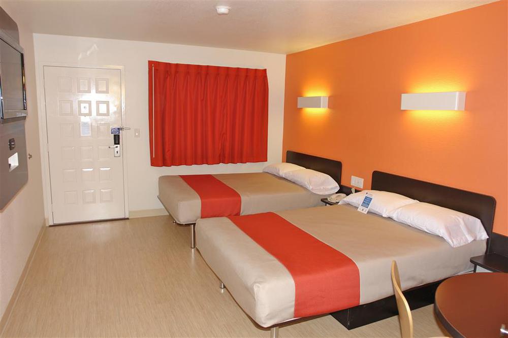 Motel 6-Tewksbury, Ma - Boston Phòng bức ảnh